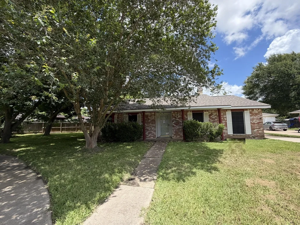Unit for sale at 1538 Briarbank Drive, Missouri City, TX 77498