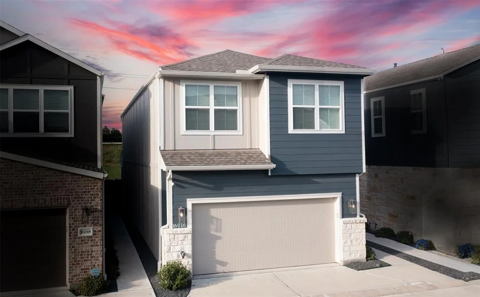 Unit for sale at 16016 Oregon Oak Drive, Houston, TX 77084