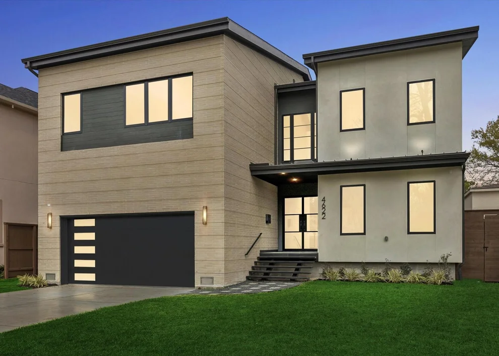 Unit for sale at 4622 Willow, Bellaire, TX 77401