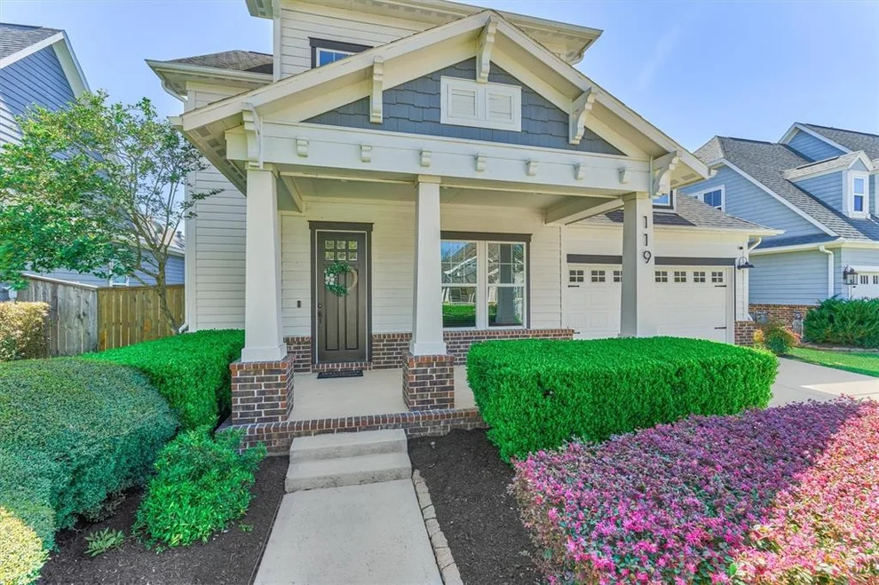 Unit for sale at 119 Cherry Oak Lane, Montgomery, TX 77316