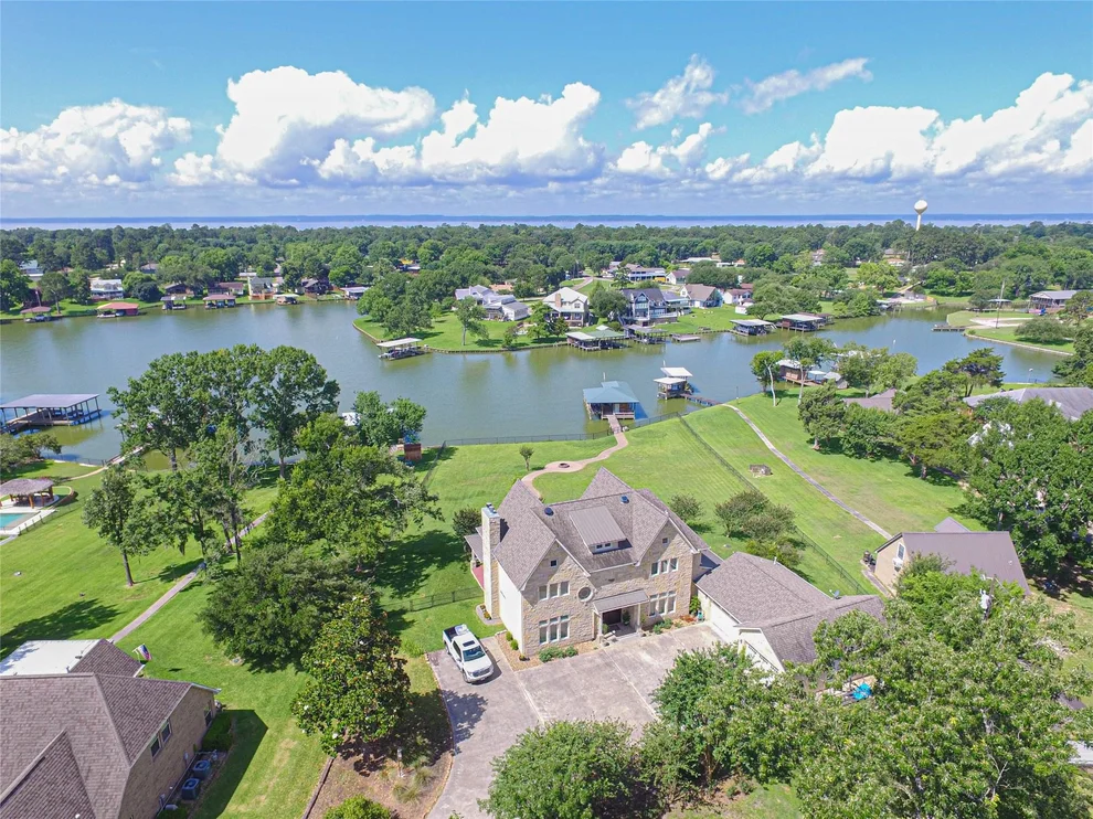 Unit for sale at 4194 Fm 3277, Livingston, TX 77351