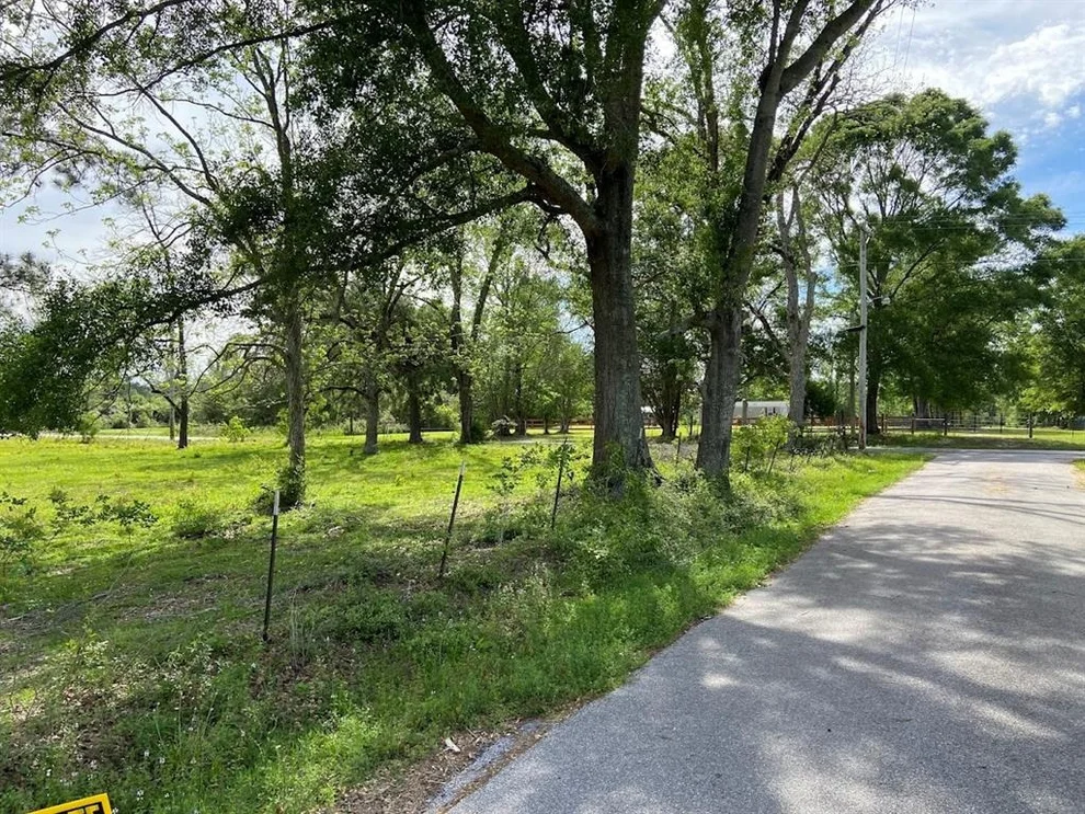Unit for sale at 148 Avenue A, Kirbyville, TX 75956