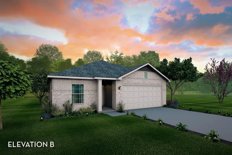 Unit for sale at 1926 Middle Pass Lane, Angleton, TX 77515