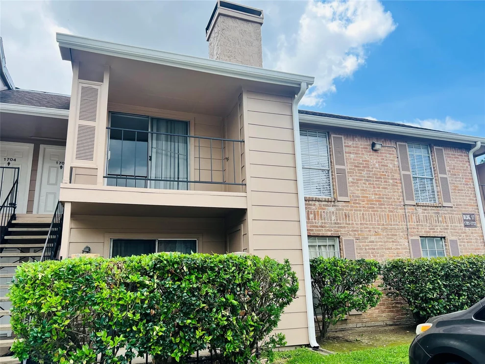 Unit for sale at 2800 Jeanetta Street, Houston, TX 77063