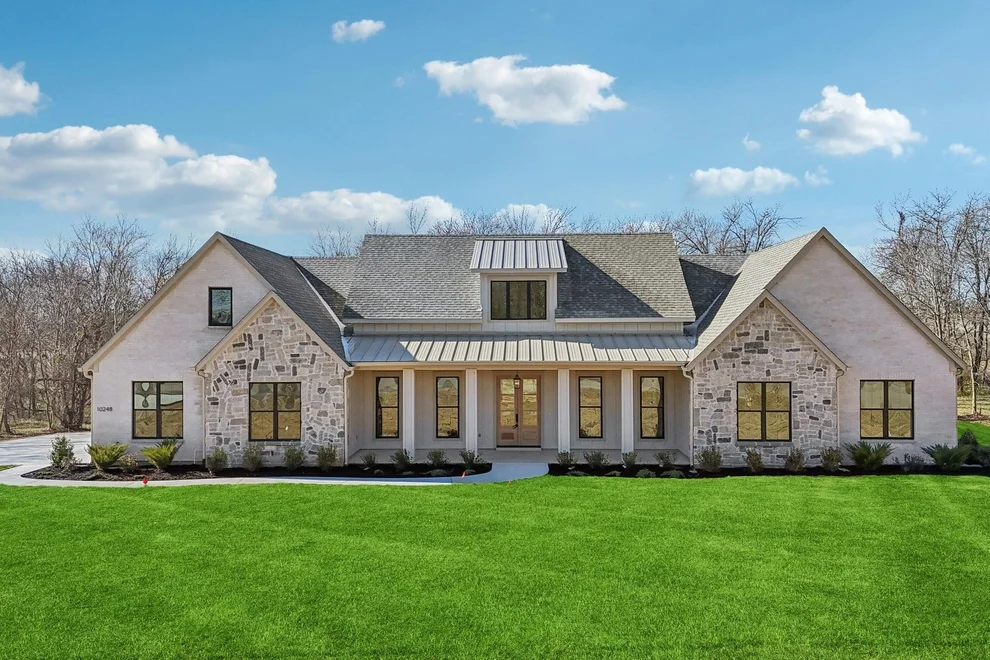 Unit for sale at 10248 Winding Branch, Chappell Hill, TX 77426