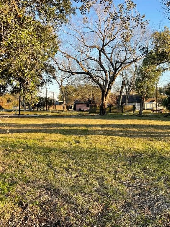 Unit for sale at 108 Sycamore Street, Port Neches, TX 77651