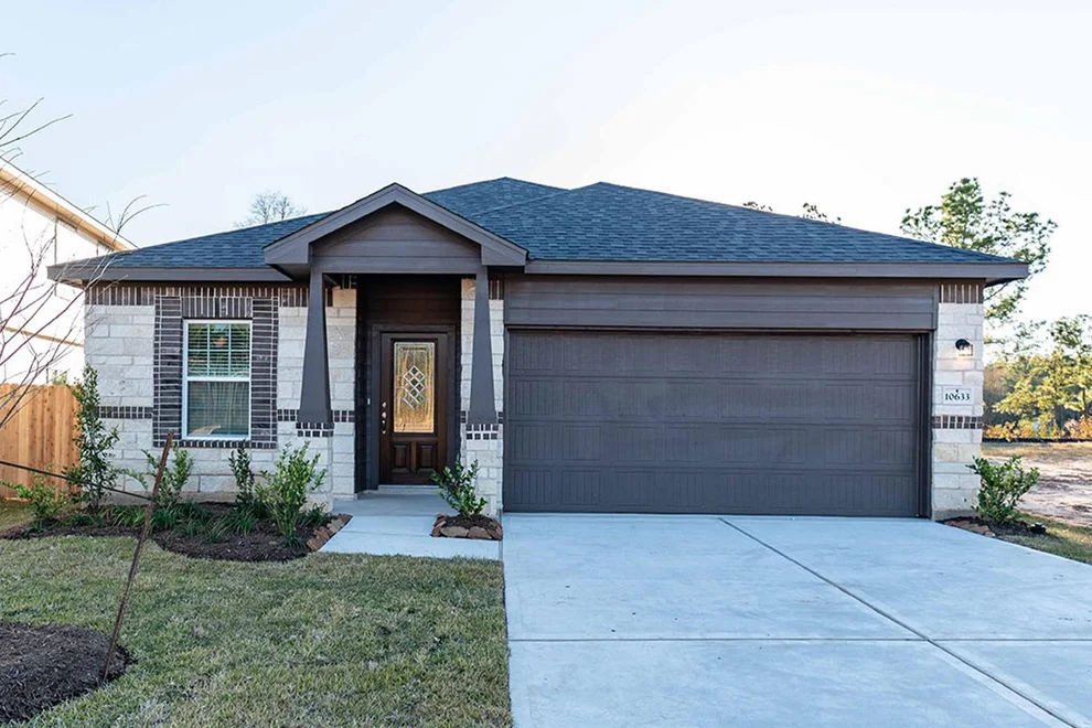 Unit for sale at 10633 Altitude Way, Conroe, TX 77303
