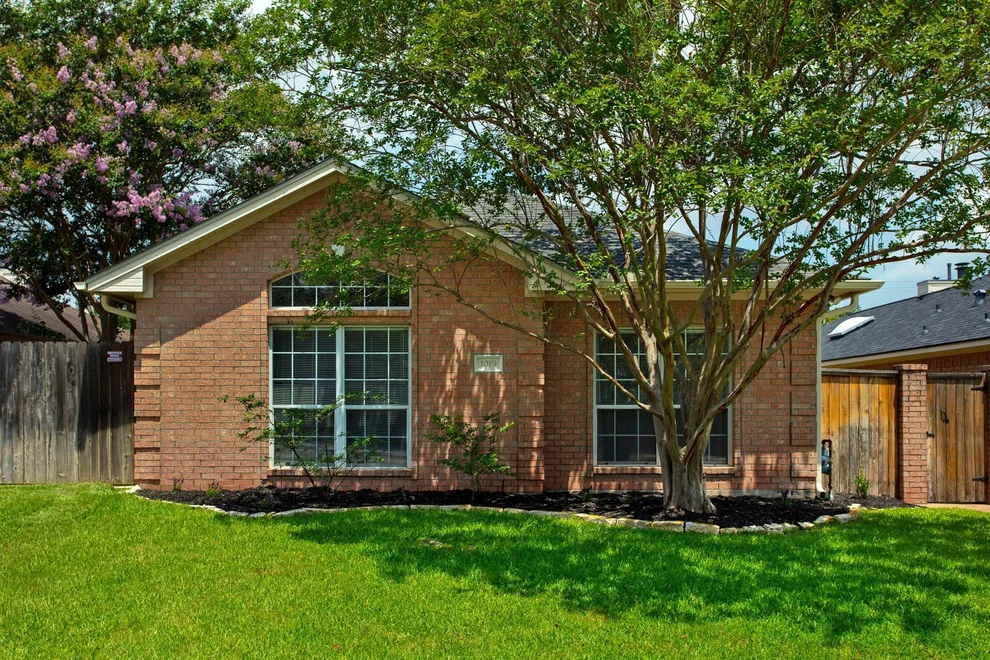 Unit for sale at 1019 Lincoln Avenue, College Station, TX 77840