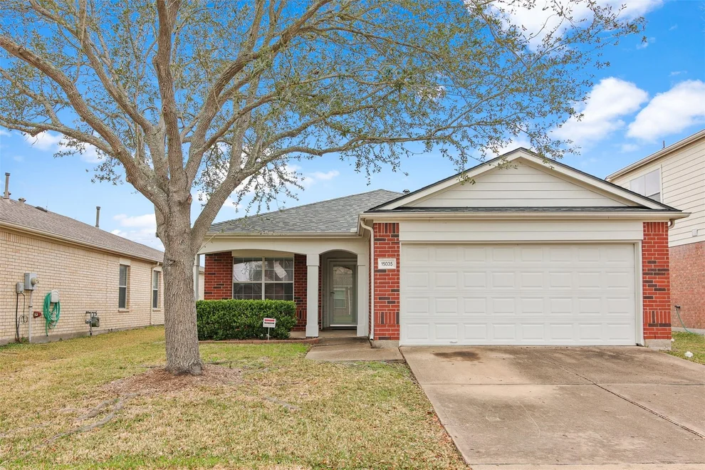 Unit for sale at 15035 Sugar Place Drive, Sugar Land, TX 77498