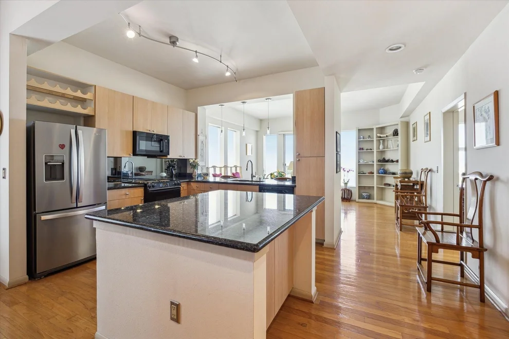 Unit for sale at 3505 Sage Road, Houston, TX 77056