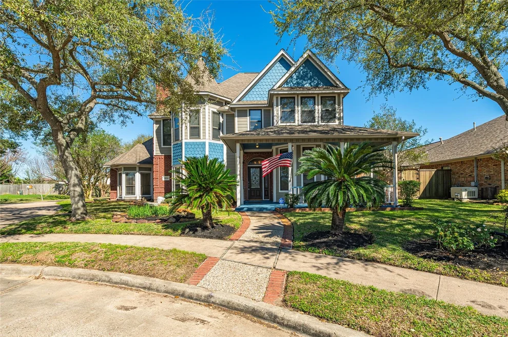 Unit for sale at 2814 9th Street N, Texas City, TX 77590