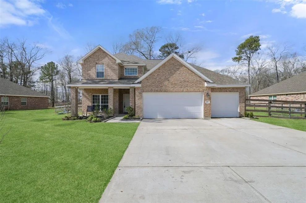 Unit for sale at 206 Road 6605, Dayton, TX 77535