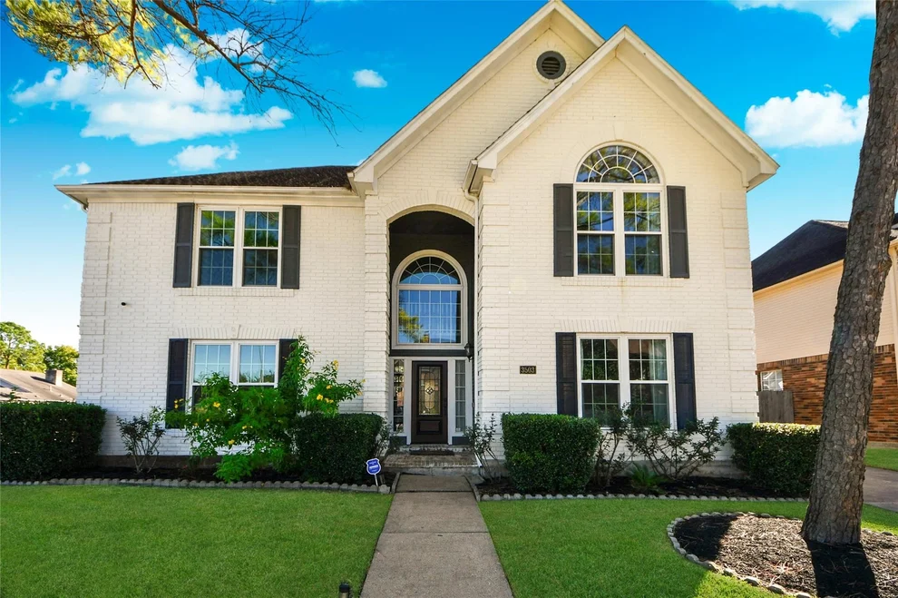 Unit for sale at 3503 Ashfield Drive, Houston, TX 77082