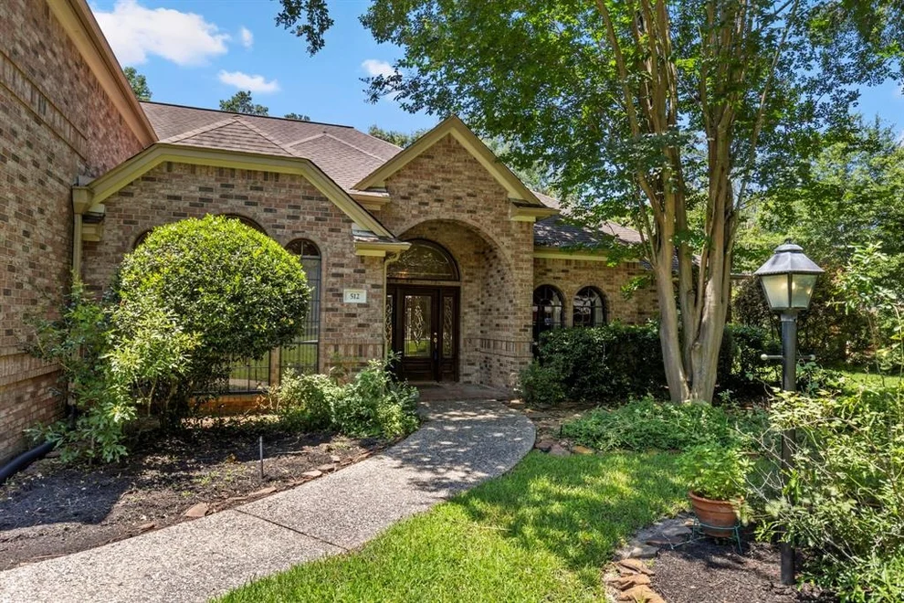 Unit for sale at 512 Stephen F Austin Drive, Conroe, TX 77302