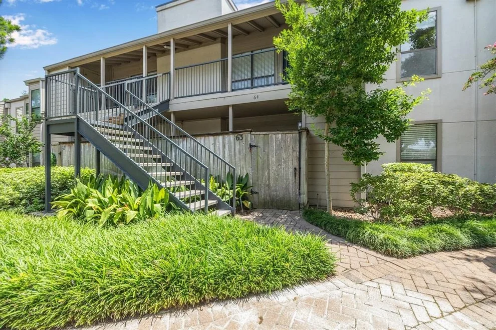 Unit for sale at 1100 Augusta Drive, Houston, TX 77057