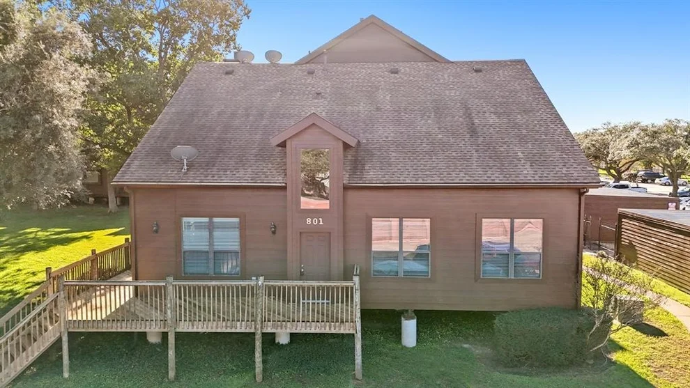Unit for sale at 801 Davis Road, League City, TX 77573