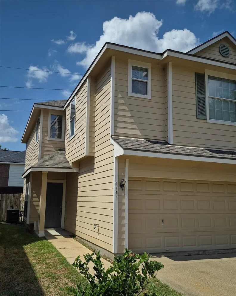 Unit for sale at 6151 Morningshire Lane, Houston, TX 77084
