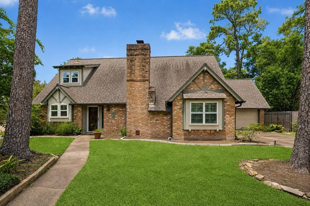 Unit for sale at 5627 Bough Court, Houston, TX 77092