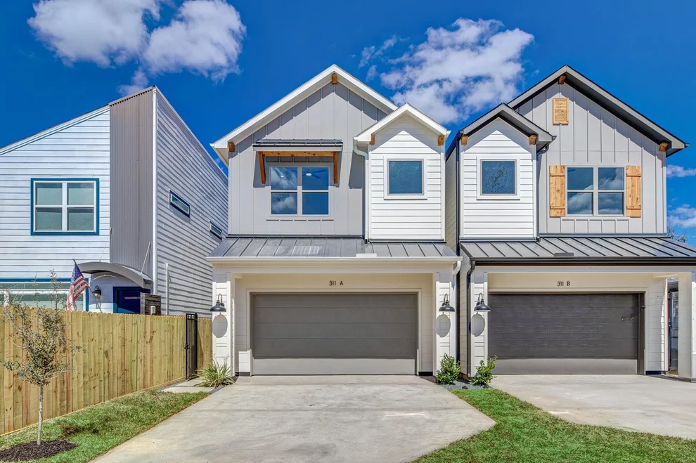 Unit for sale at 311 E 34th Street, Houston, TX 77018