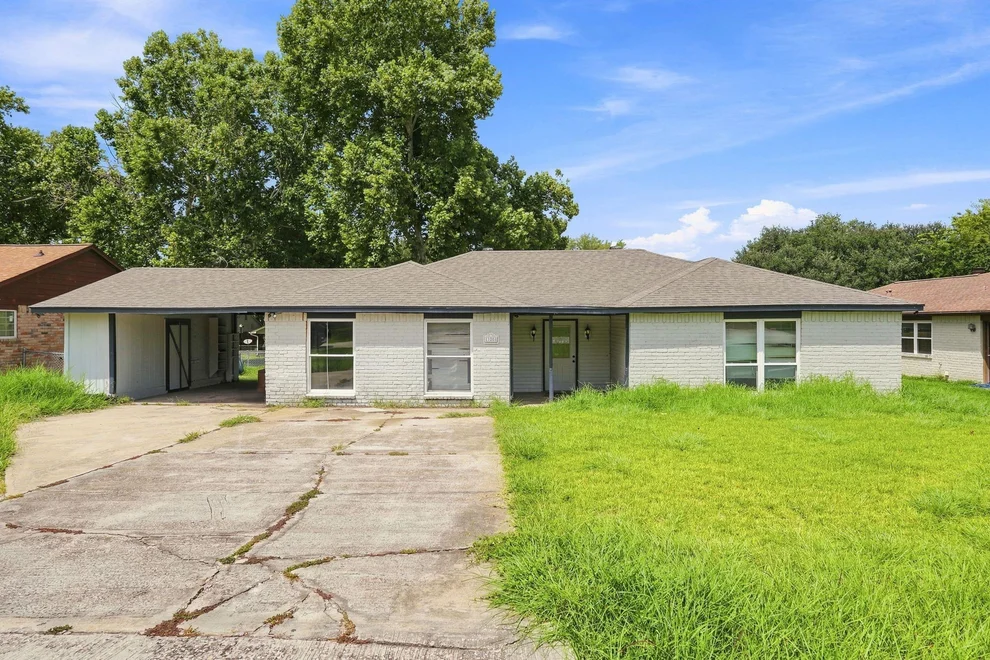 Unit for sale at 13286 Lake Breeze Lane, Willis, TX 77318