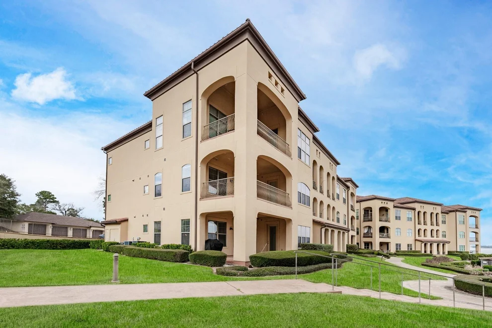 Unit for sale at 17040 W Fm 1097, Montgomery, TX 77356