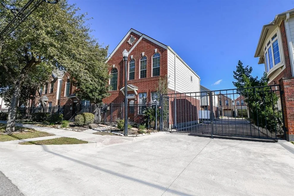 Unit for sale at 1708 Aden Mist Drive, Houston, TX 77003