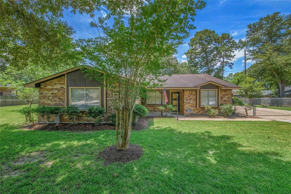 Unit for sale at 19023 Lakeshire Street, Humble, TX 77346