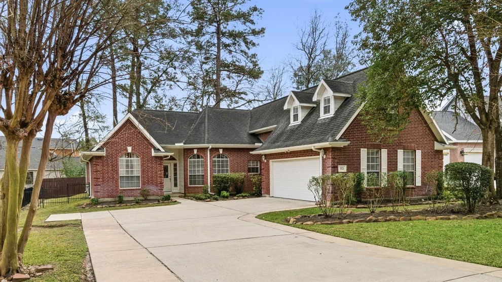 Unit for sale at 83 Park Circle, Montgomery, TX 77356