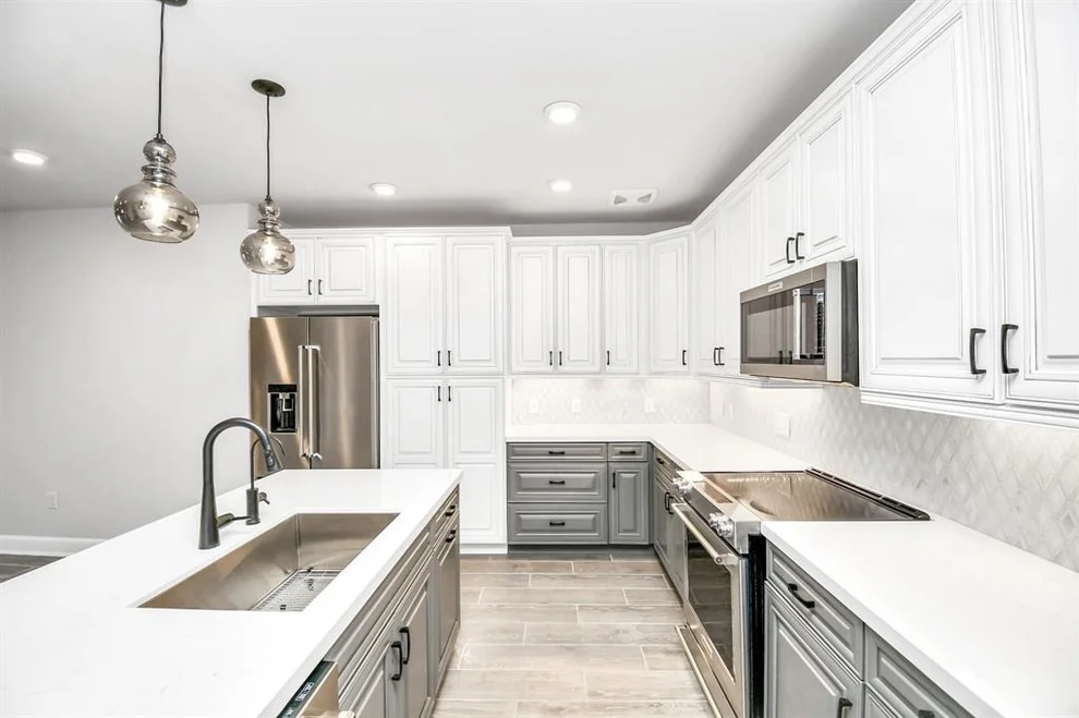 Unit for sale at 6804 Westview Drive, Houston, TX 77055
