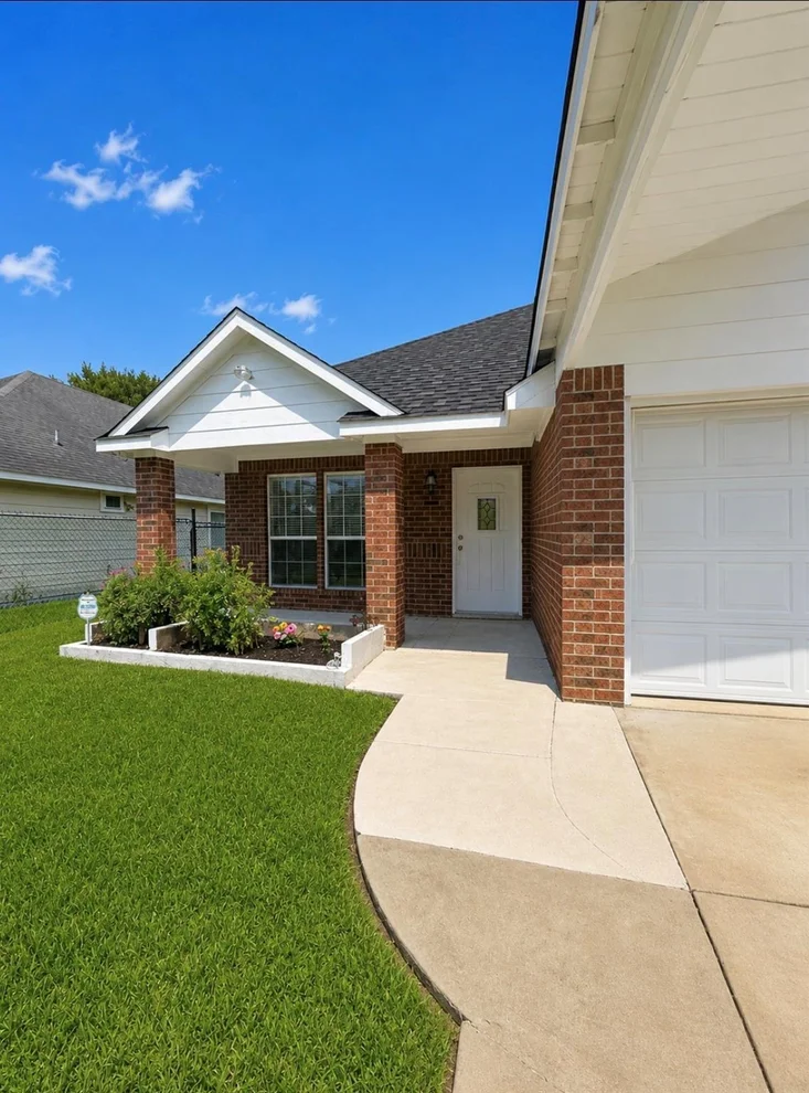 Unit for sale at 9422 Ledge Street, Houston, TX 77075