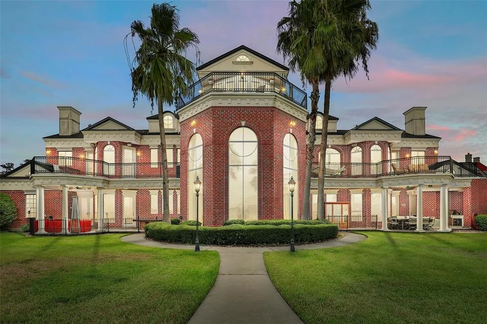 Unit for sale at 46 S Windsail Place, The Woodlands, TX 77381