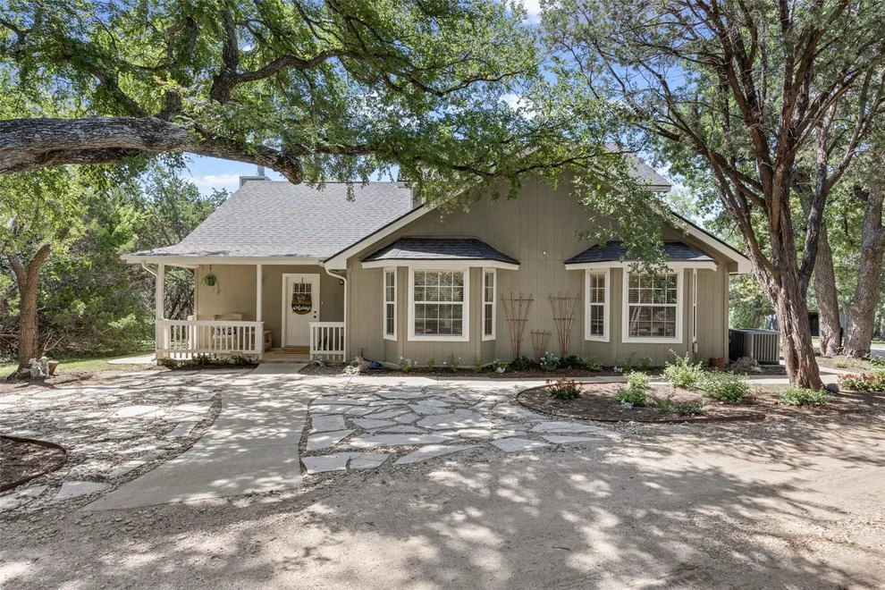 Unit for sale at 107 Draper Lane, Liberty Hill, TX 78642
