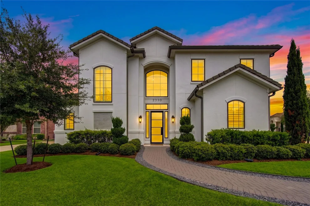 Unit for sale at 2330 Wyndam Heights Lane, Houston, TX 77077