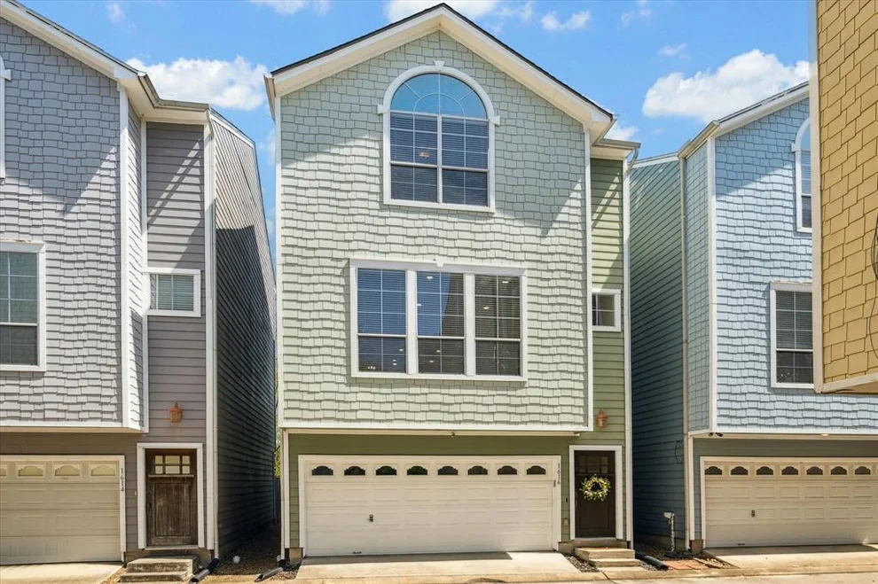 Unit for sale at 1616 W 13th Street, Houston, TX 77008