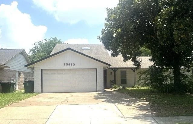 Unit for sale at 10650 Alcott Drive, Houston, TX 77043