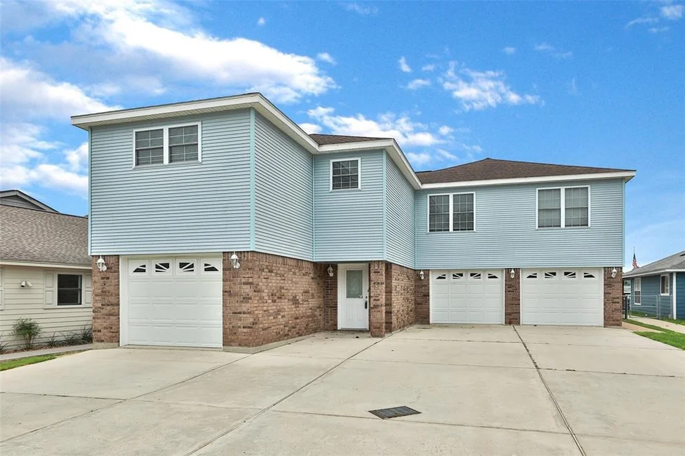 Unit for sale at 12848 Point Drive, Willis, TX 77318