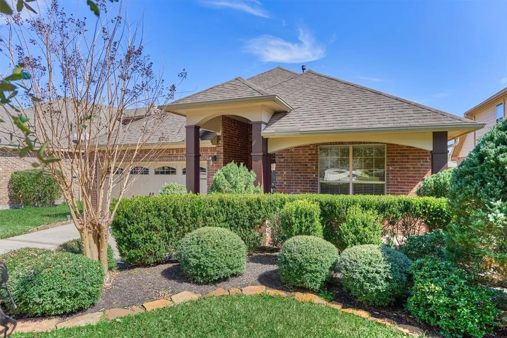 Unit for sale at 74 Black Swan Place, The Woodlands, TX 77354
