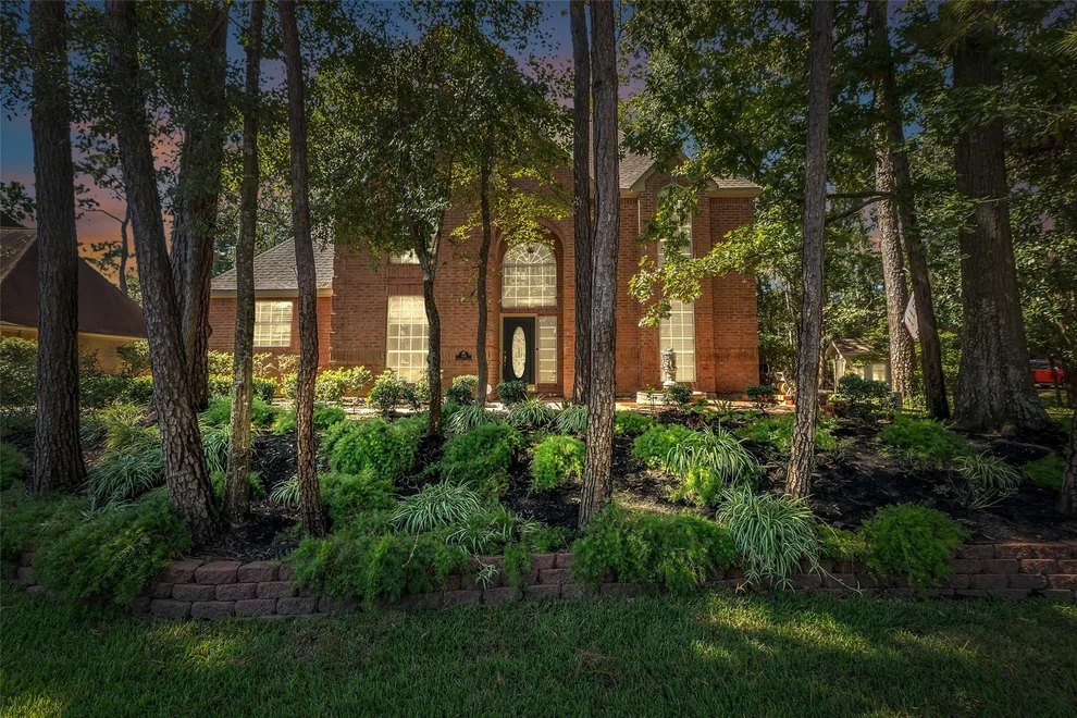 Unit for sale at 454 Stephen F Austin Drive, Conroe, TX 77302