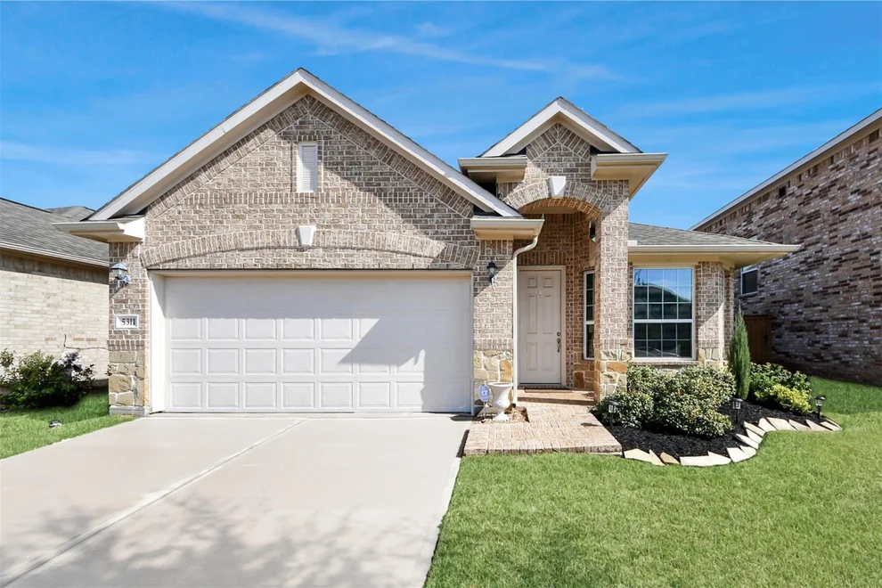 Unit for sale at 5311 Wyatt James Lane, Fulshear, TX 77423