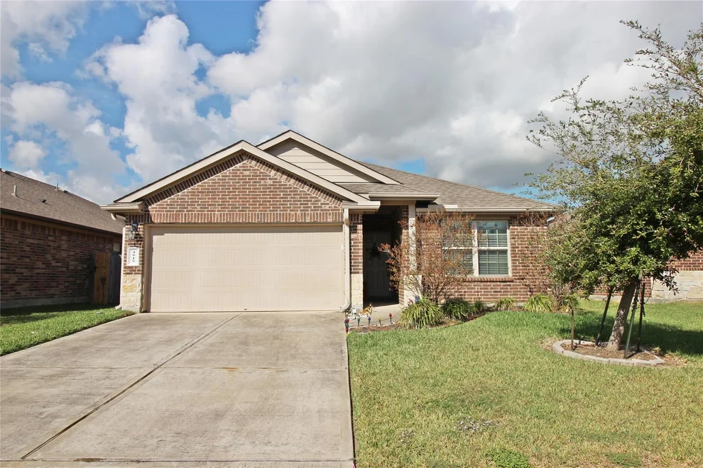 Unit for sale at 4019 Spurwing Lane, Baytown, TX 77521