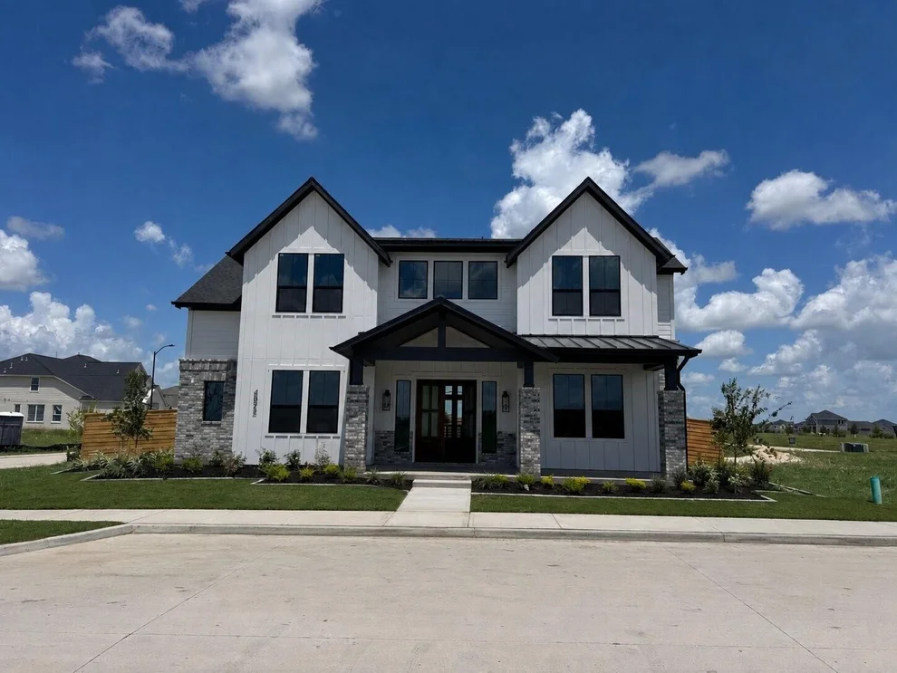 Unit for sale at 4822 Sunrise Avenue, Richmond, TX 77469