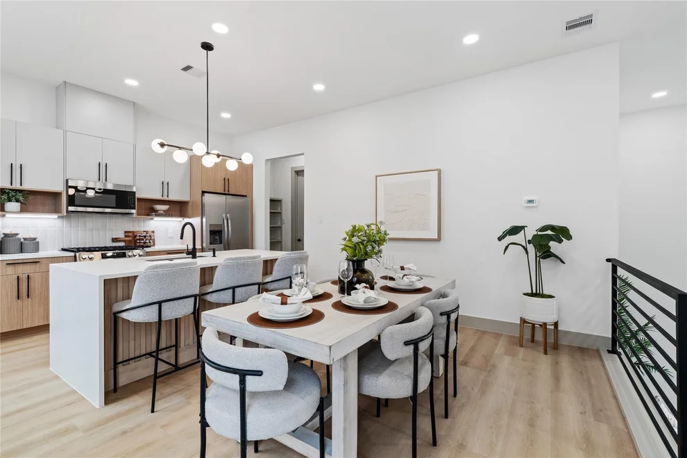 Unit for sale at 2955 Delafield Street, Houston, TX 77023