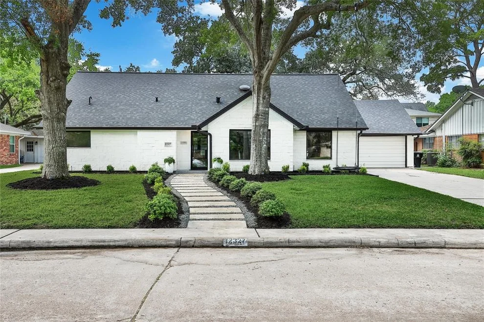 Unit for sale at 12327 Pinerock Lane, Houston, TX 77024
