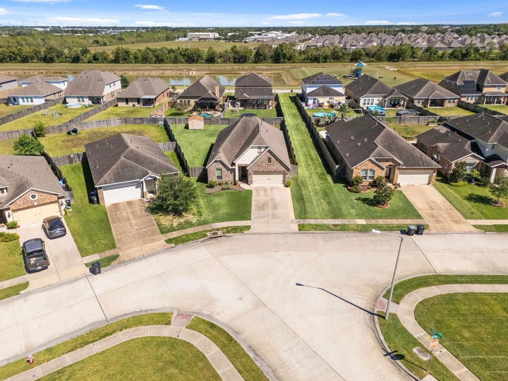 Unit for sale at 1494 Foshee Court, Alvin, TX 77511