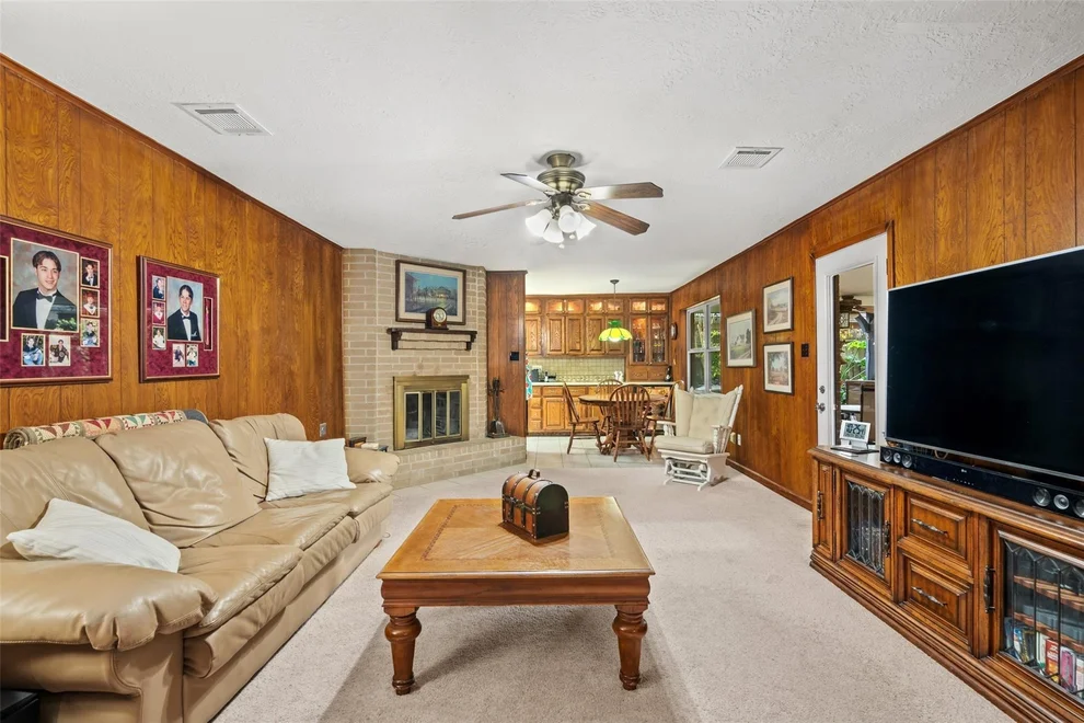 Unit for sale at 1118 S Amy Drive, Deer Park, TX 77536