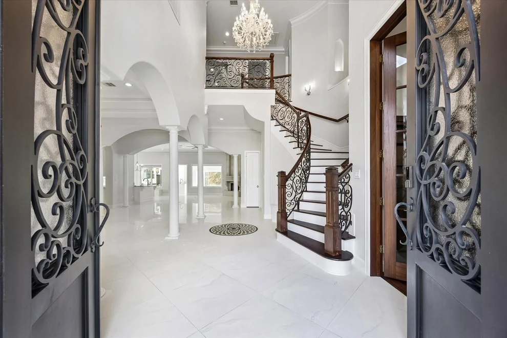 Unit for sale at 9761 Westview Drive, Houston, TX 77055