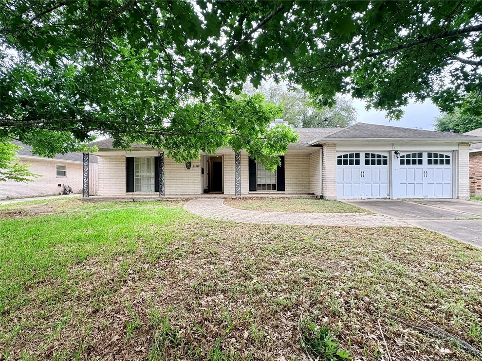 Unit for sale at 11618 Hillcroft Avenue, Houston, TX 77035