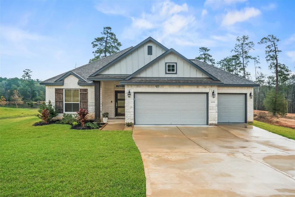 Unit for sale at 11755 Oakwood Ranch Drive, Willis, TX 77378