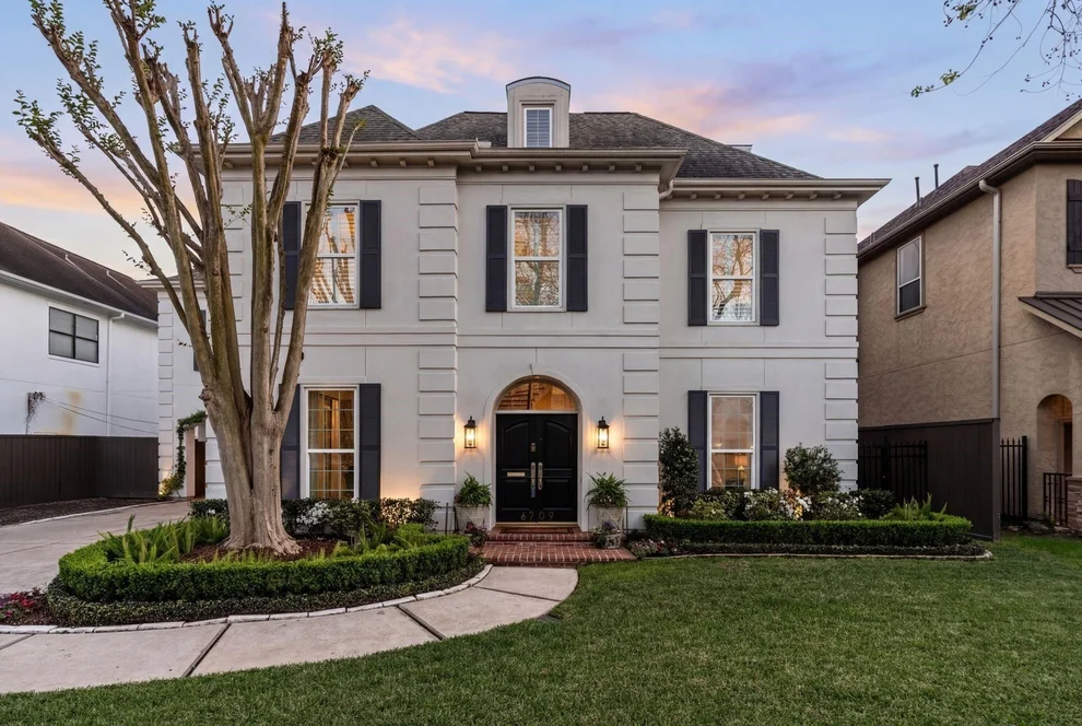 Unit for sale at 4709 Welford Drive, Bellaire, TX 77401