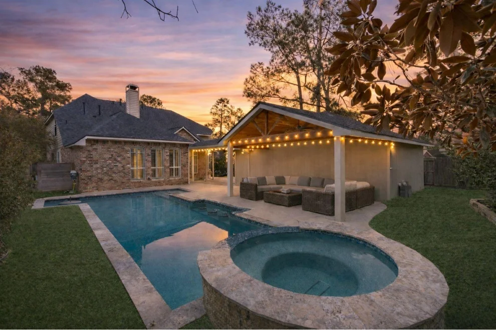Unit for sale at 59 N Dulcet Hollow Circle, The Woodlands, TX 77382